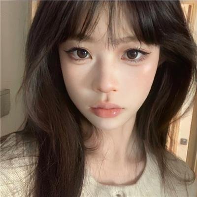 漂亮男孩直播中